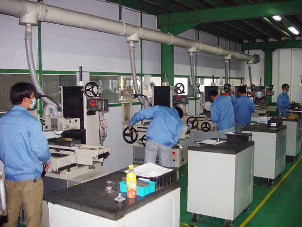 Xiamen Juguangli Import & Export Co., Ltd Produktionslinie des Herstellers